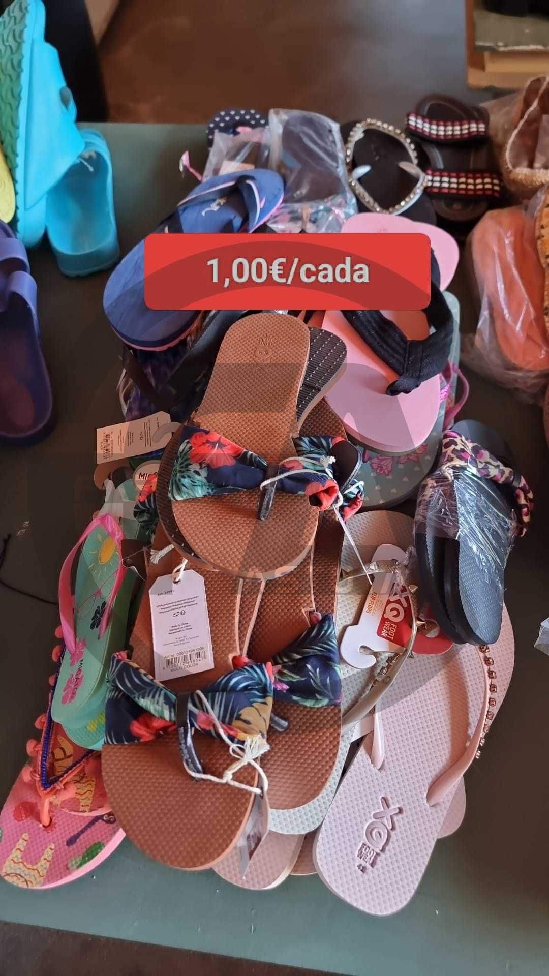 Chinelos e sandálias
