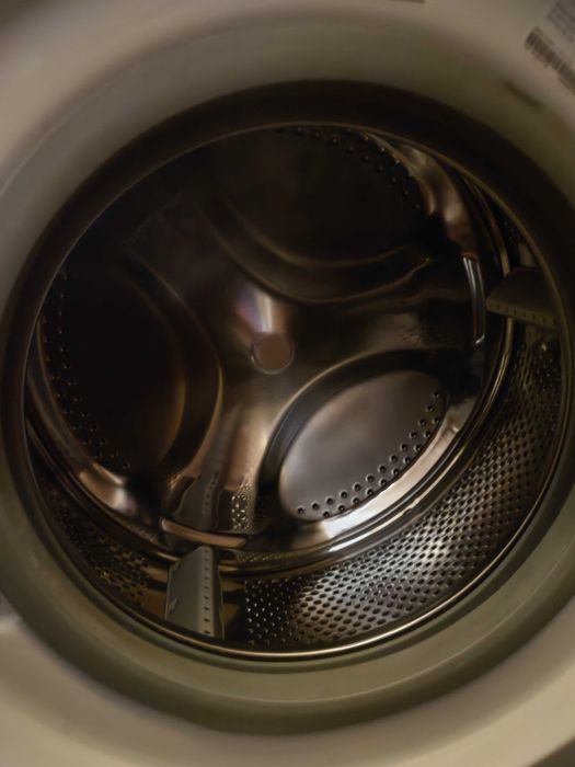 Продам пральну машину INDESIT