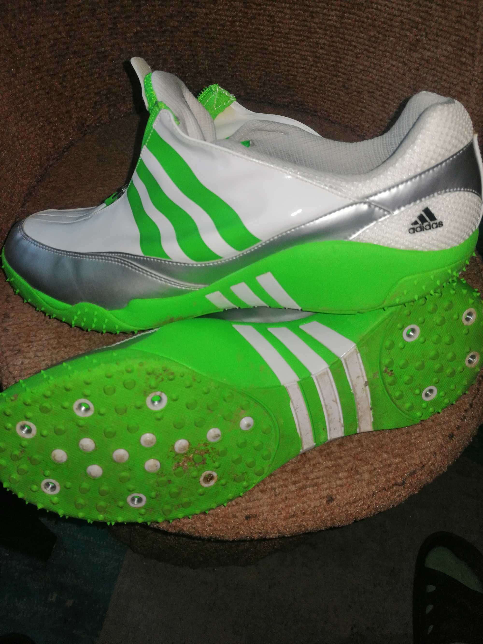 buty  r 50 adidas wkładka33cm plus kolce i klucz