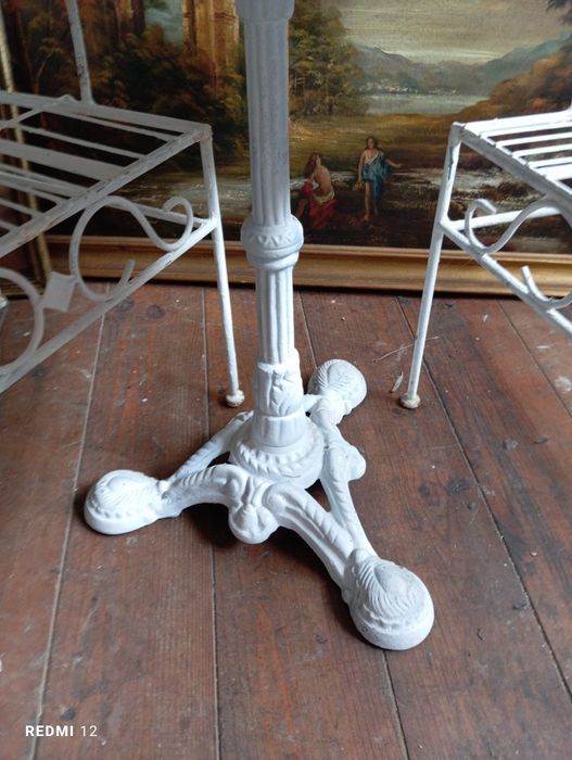 Cadeirões em ferro forjado