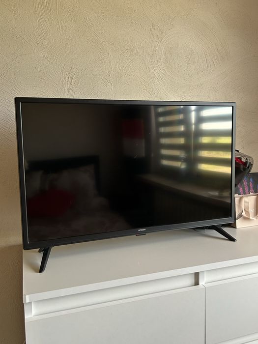 Telwizor Hitachi 32’’ cale LED Android TV