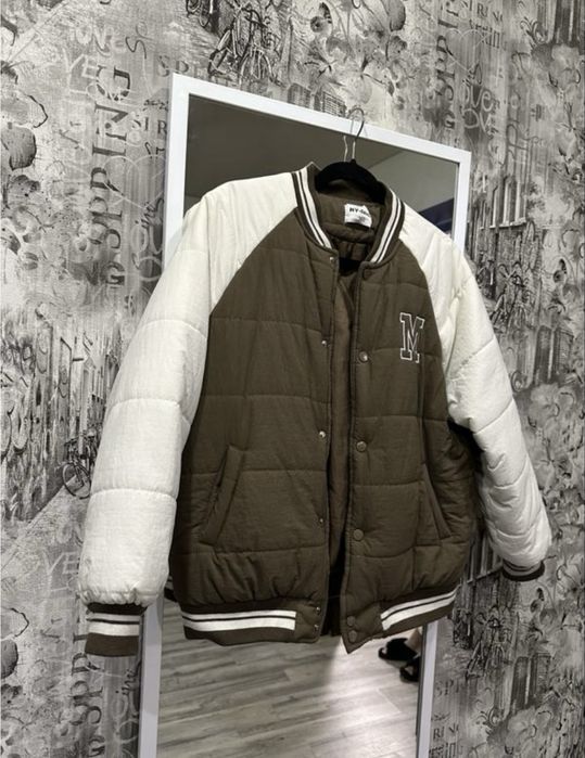 Трендовий бомпер, куртка