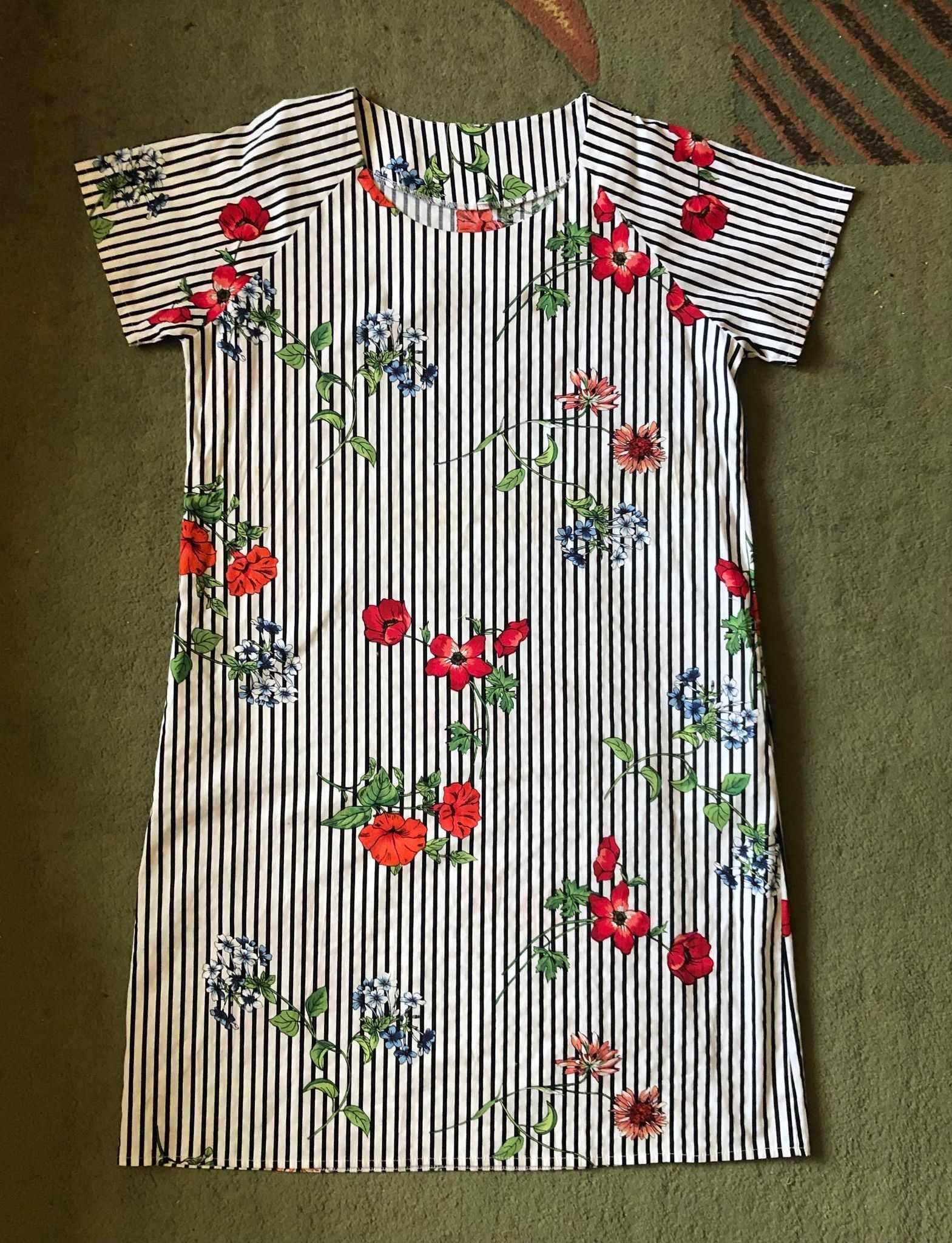 Плаття котонове  розмір 50  з карманами.