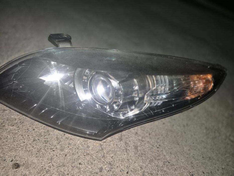 Otica dianteira Renault Mégane