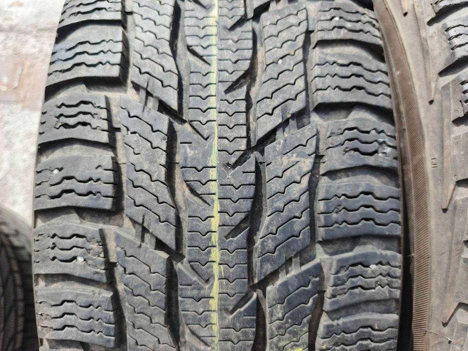 Зима 215/65 R16C Nokian WRC 3  ціна пари 4000 грн