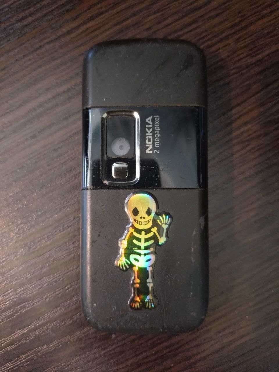 Легендарна Nokia 6233 в робочому стані
