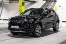 Jeep Compass 2,0 turbo awd automat max opcja high alitude polecam szczególnie