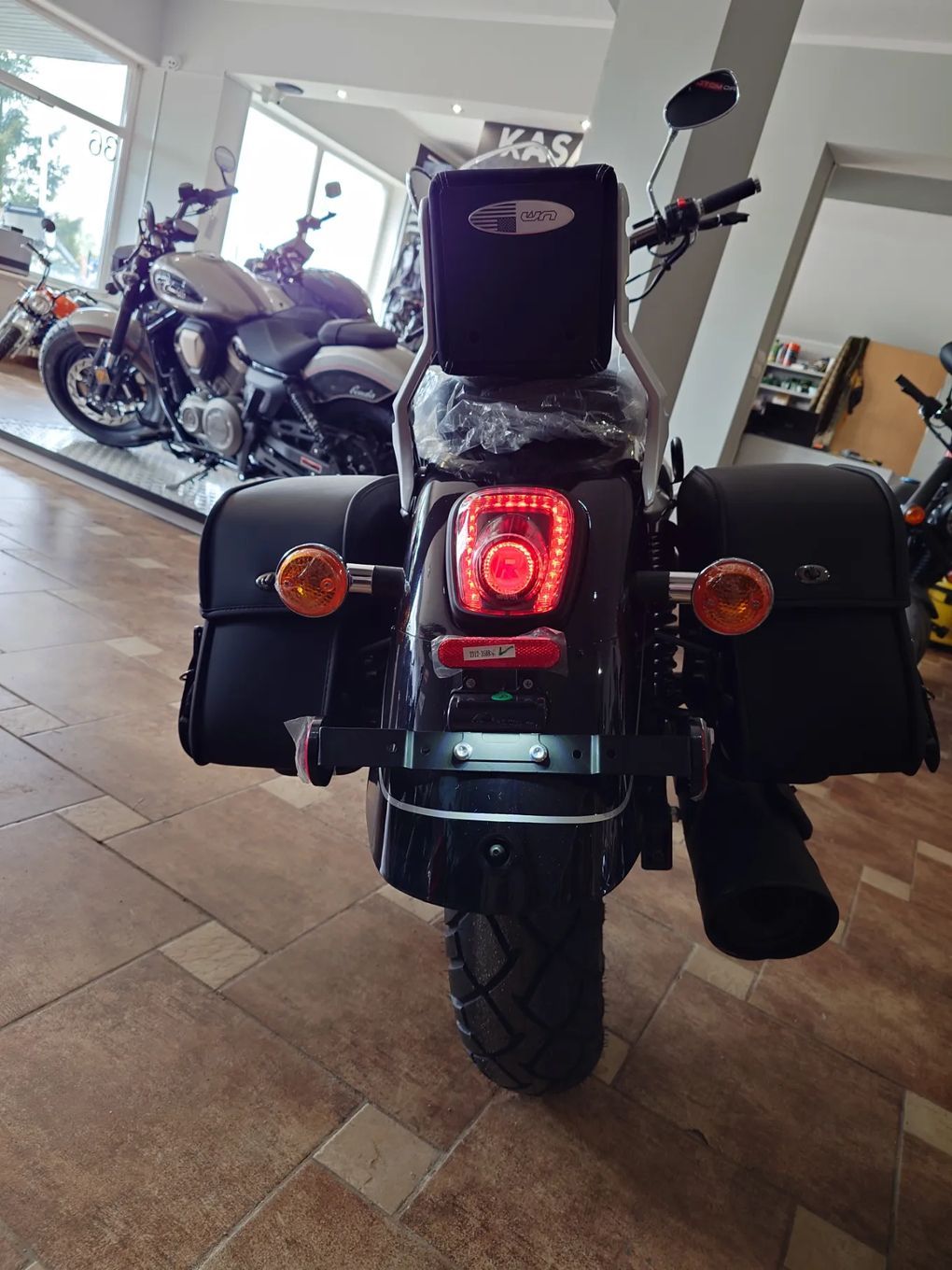UM Renegade Commando UM Renegade Classic 125 LX