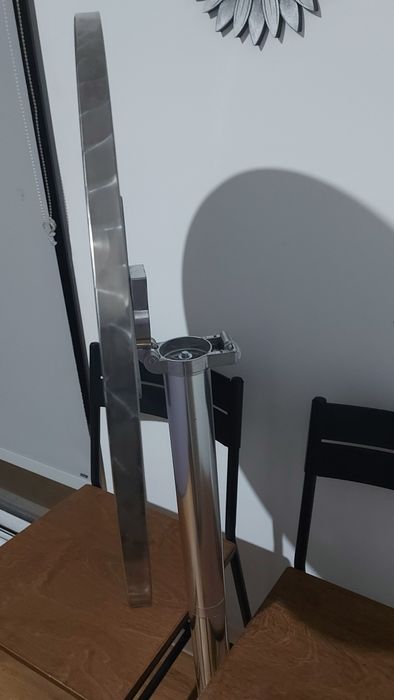 Conjunto mesa e cadeiras bar