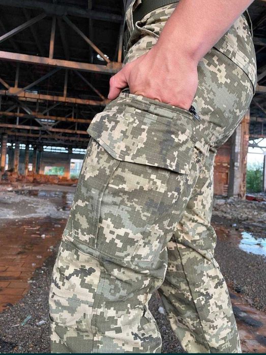 Штаны пиксельные