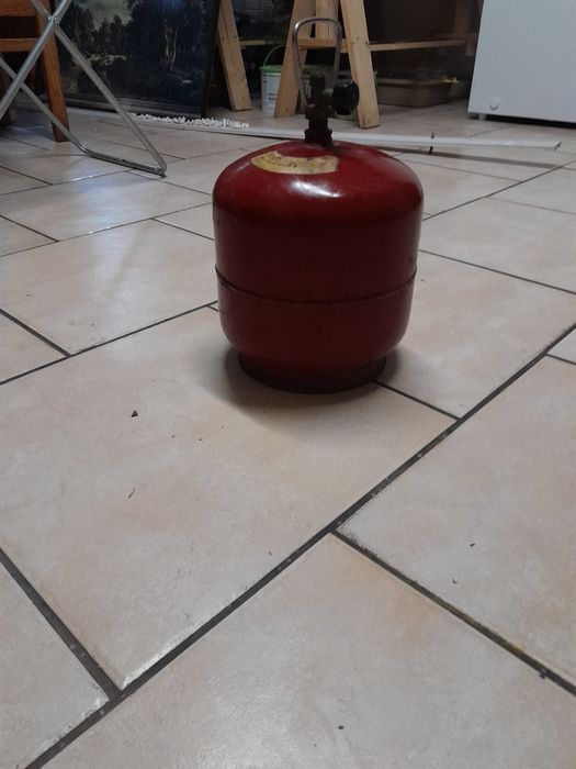 Butla gazowa turystyczna z gazem