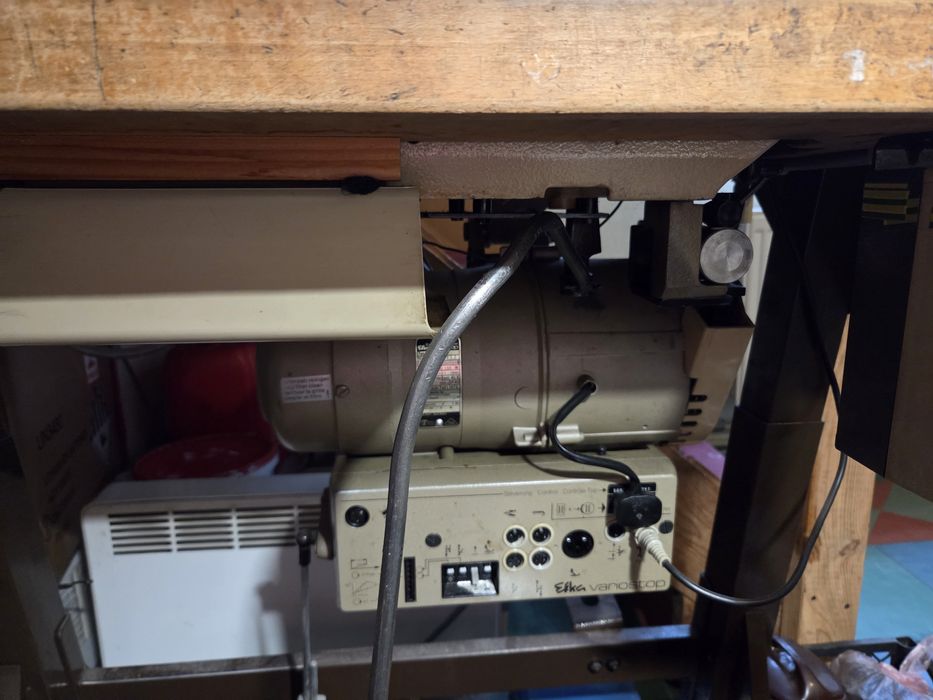 Швейна промислова машина Pfaff