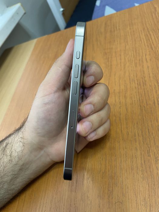 Iphone 15 pro 512 батарея 88%