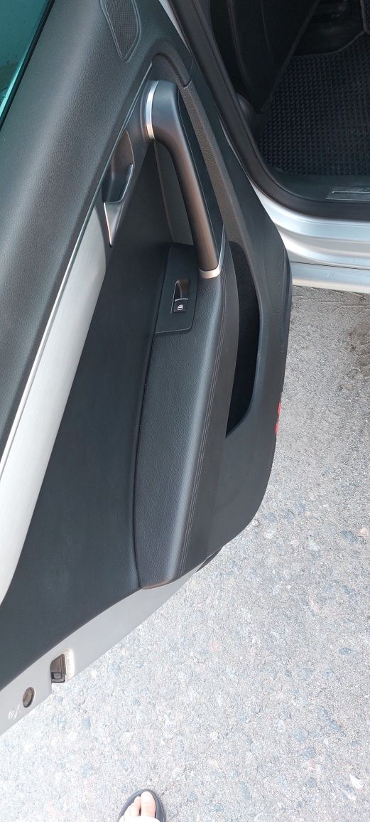 Пасат B7 універсал