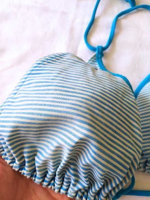 Morski niebieski marynarski strój kąpielowy dwuczęściowy wiązany S 36