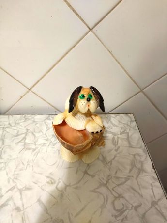 Статуэтка сувенир собака из ракушек