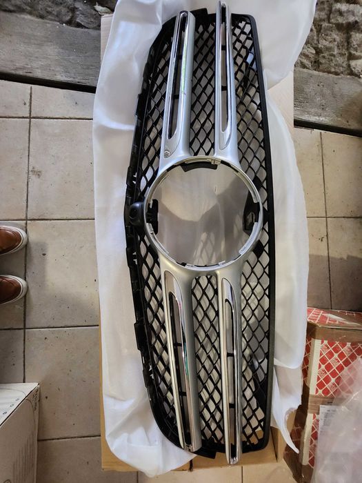 Grelha frontal Original Mercedes GLC