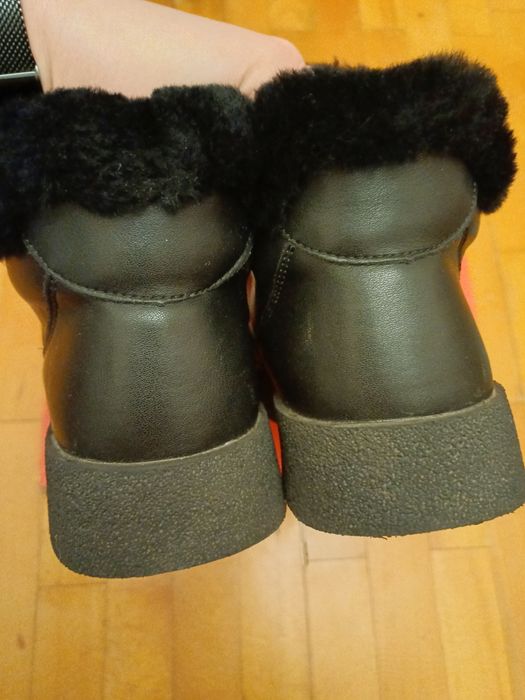 Шкіряні зимові черевики 39 розмір
