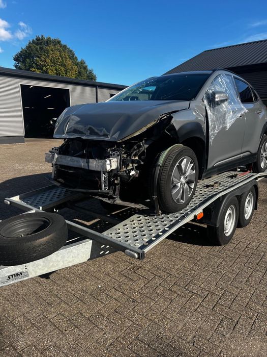 Hyundai kona. 2020 р 64 кв