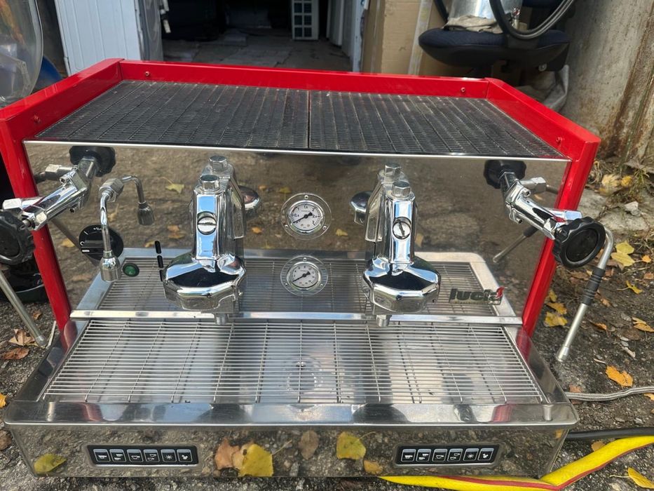 Продается кофемашина и кофемолка