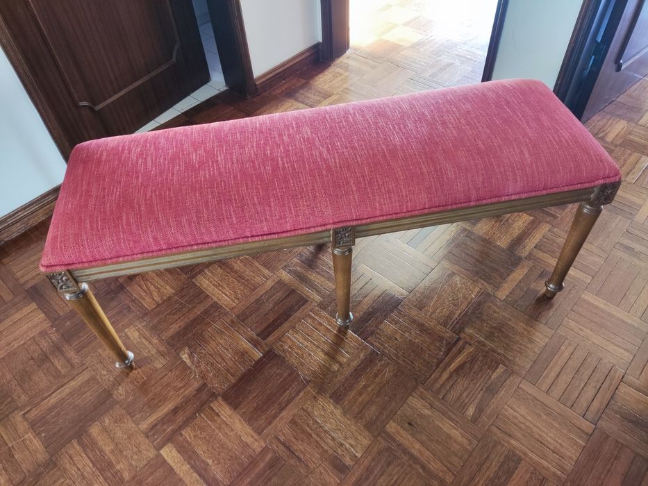 Banco para quarto ou sala