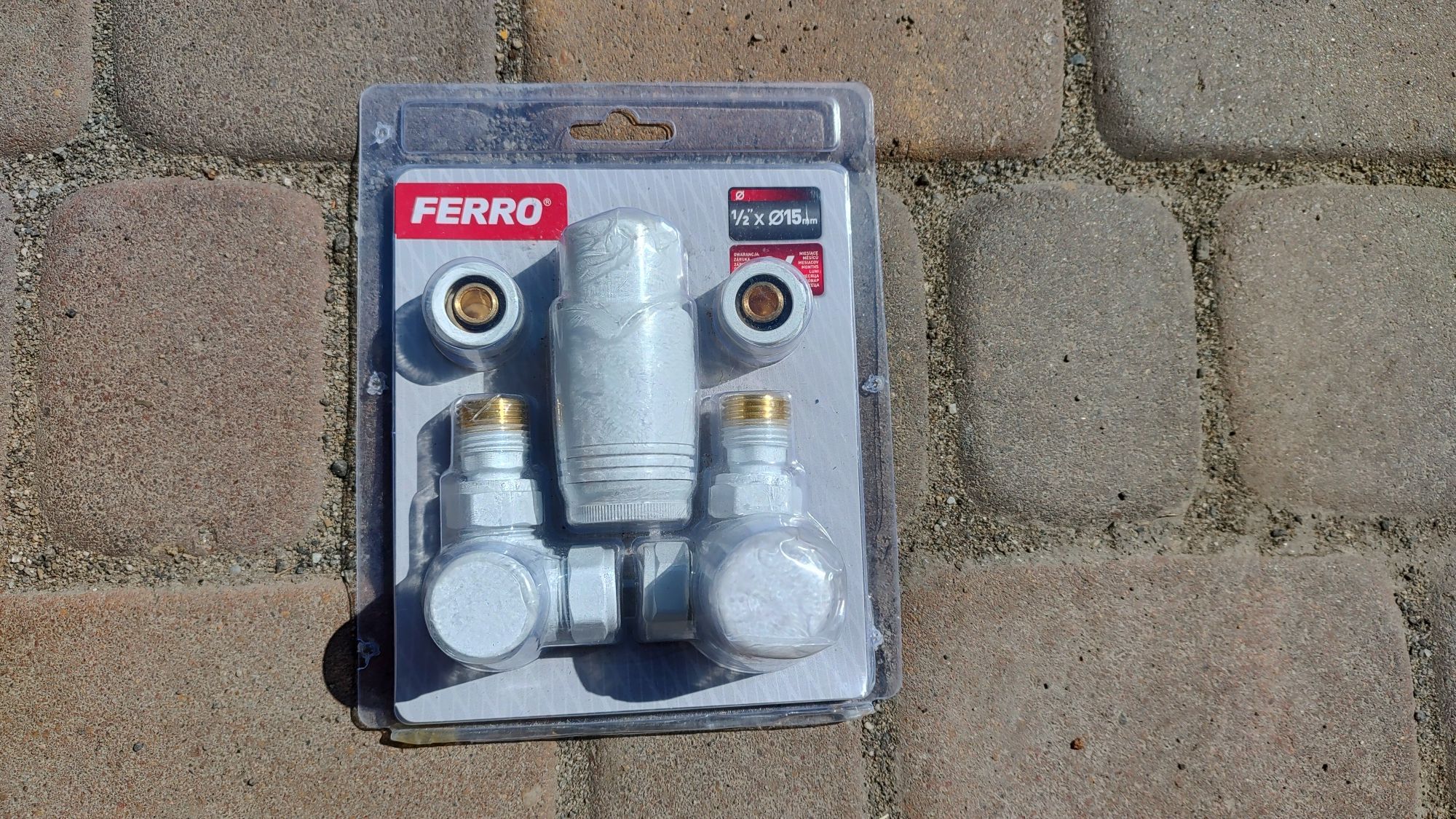 Zestaw termostatyczny kątowy Ferro