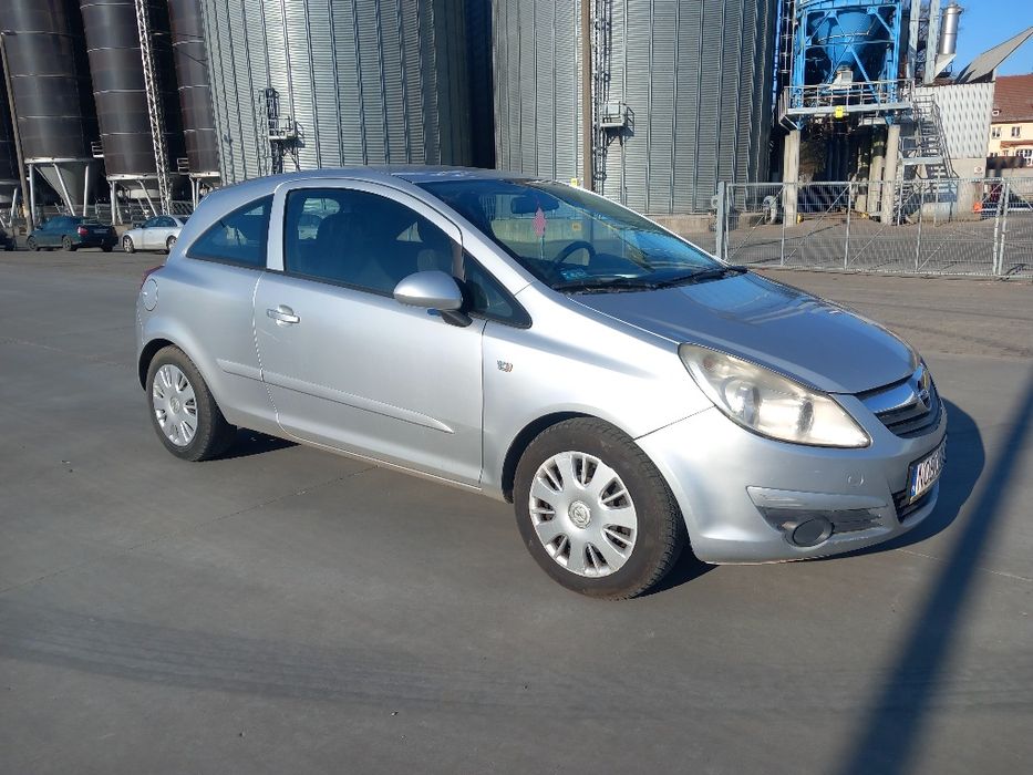Opel Corsa D 2007 rok 1,3
