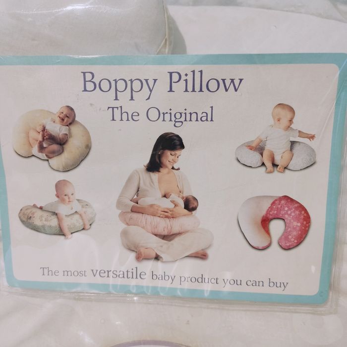 Подушка для годування