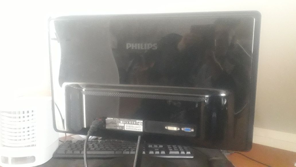 Philips monitor 24 cale led