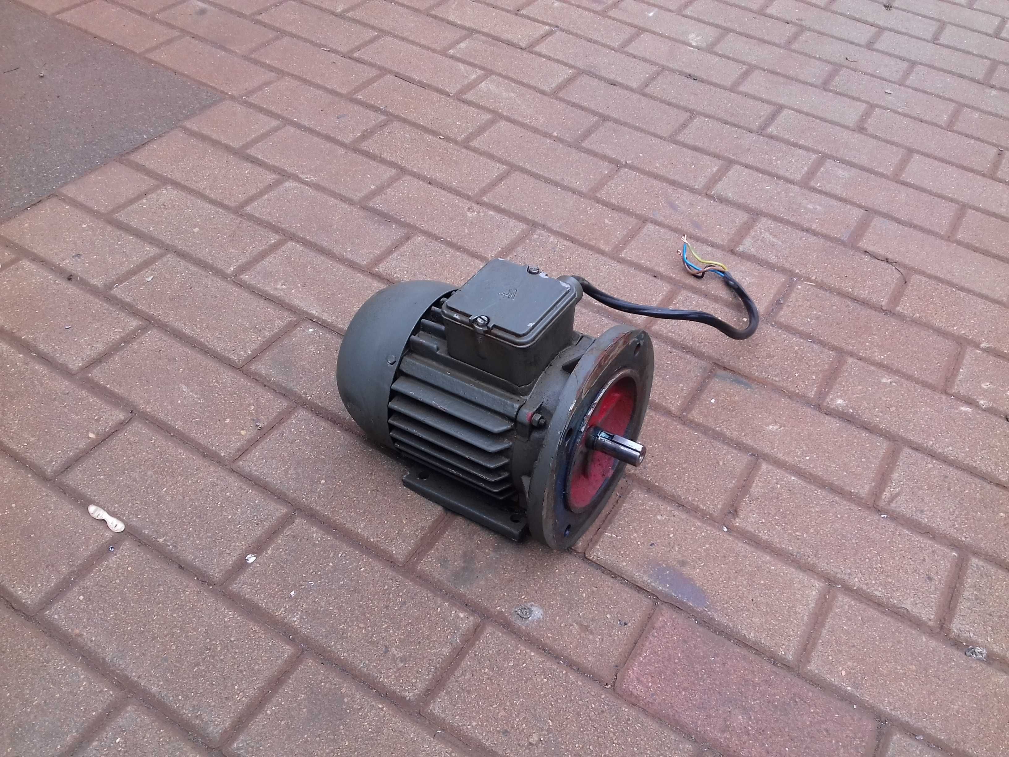 Silnik elektryczny 0,55kw 1395 obrotów. Wysyłka