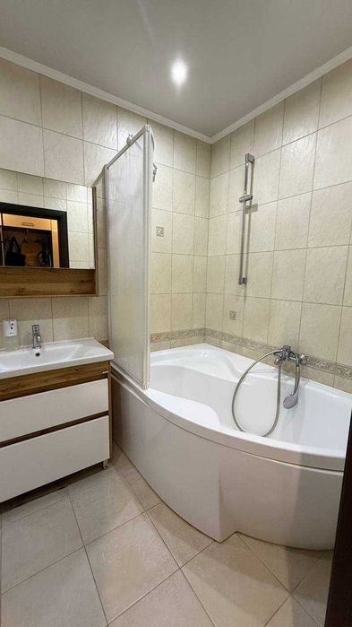 Продаж 3-кімнатної квартири