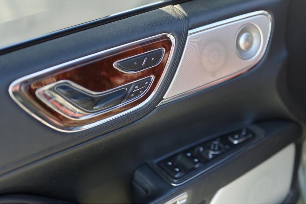 Продаю Lincoln Continental