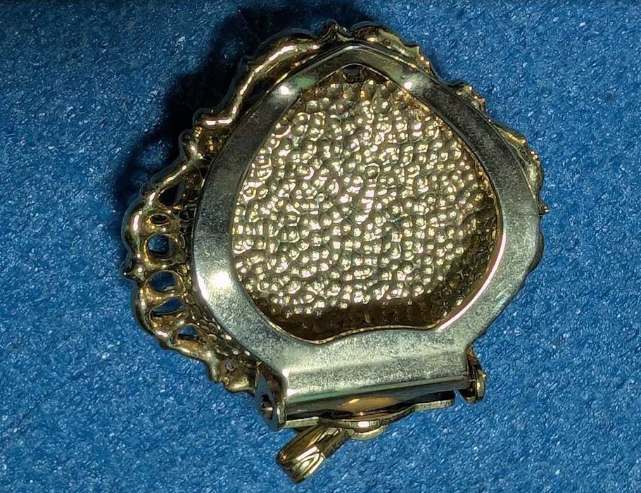 Винтажная подвеска -зажим для шарфа 3.5см на 3.5 см