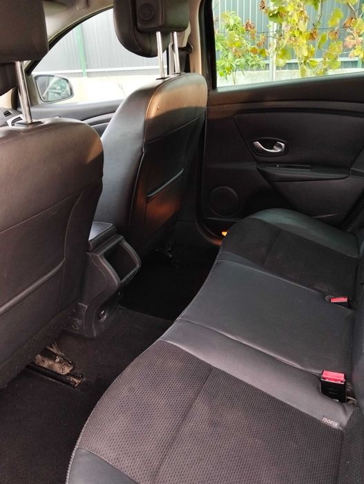 RENAULT Megane III GrandTour 1.5dCi