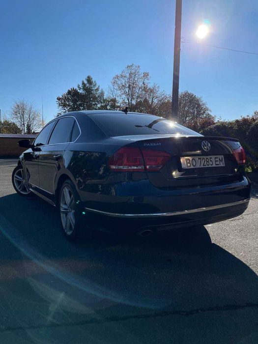 Volkswagen Passat SEL