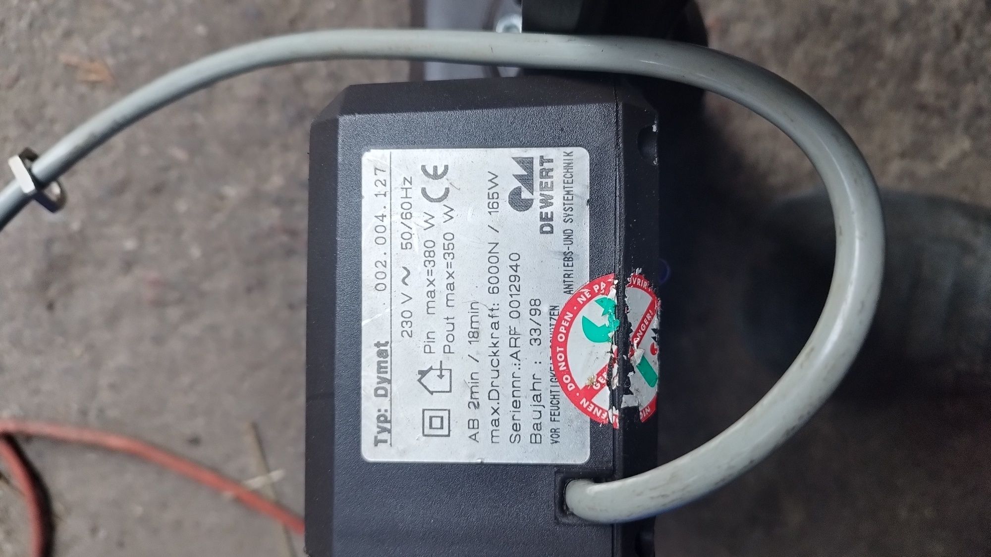 Sterownik i siłownik Dewert Dymet do łóżka