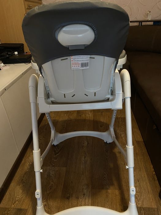 Продам стуло для годування Garrello