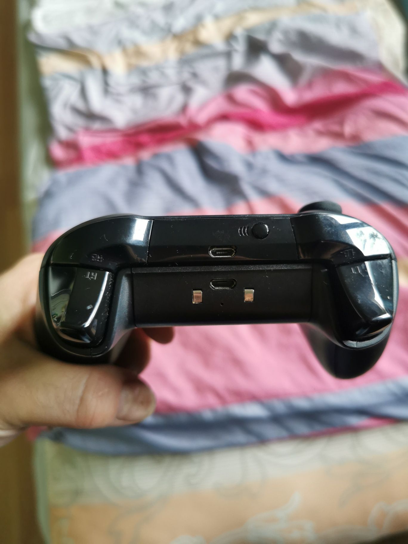Pad bezprzewodowy Xbox One Series X model 1708 Bluetooth