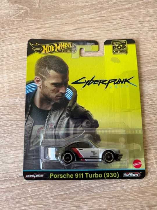 Porsche 911 Turbo 930 (Hot Wheels | Real Riders)