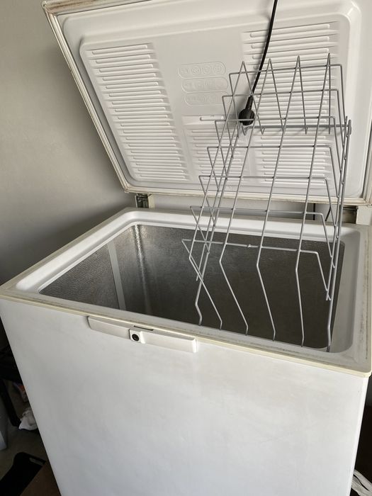 Arca congeladora whirlppoll 6 dendê