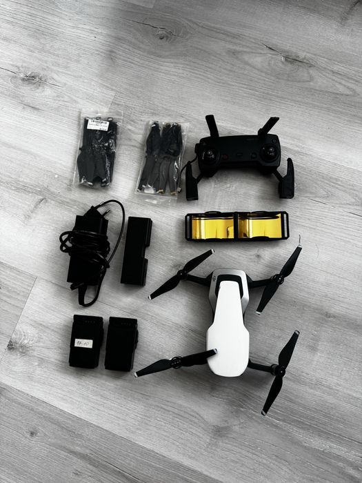 Квадрокоптер Dji Air