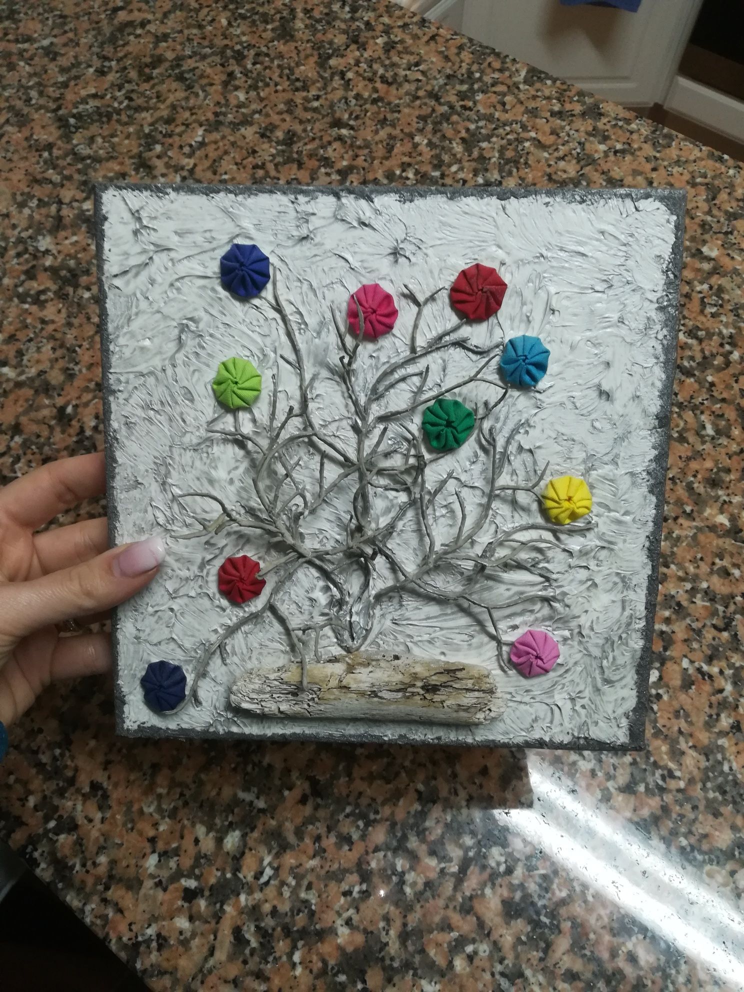 Quadro feito à mão.