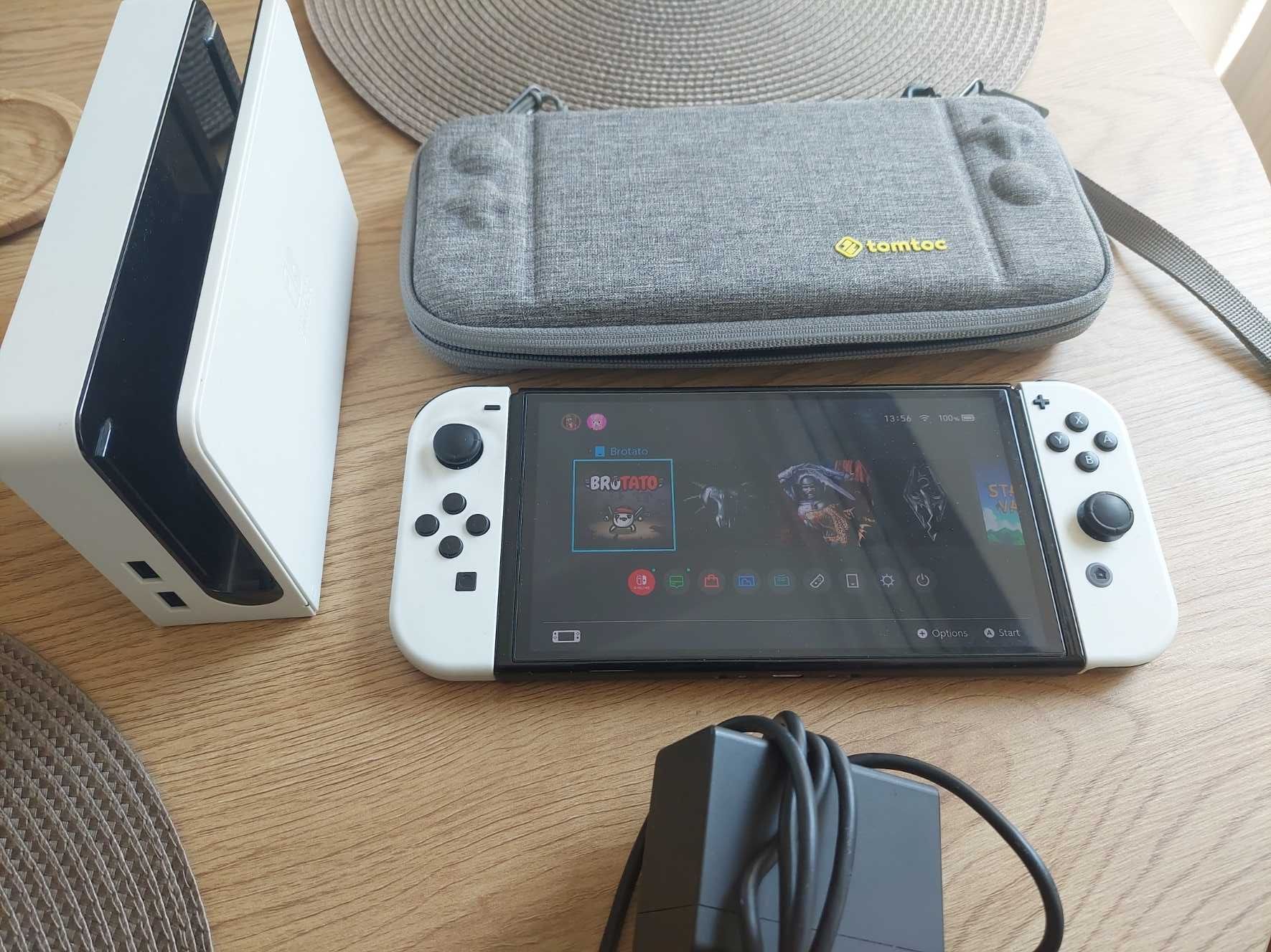 Nintendo Switch OLED, etui + szkło na ekranie od zawsze, microSD 256GB
