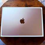 MacBook Air 13 M3 + Apple Magic Mouse