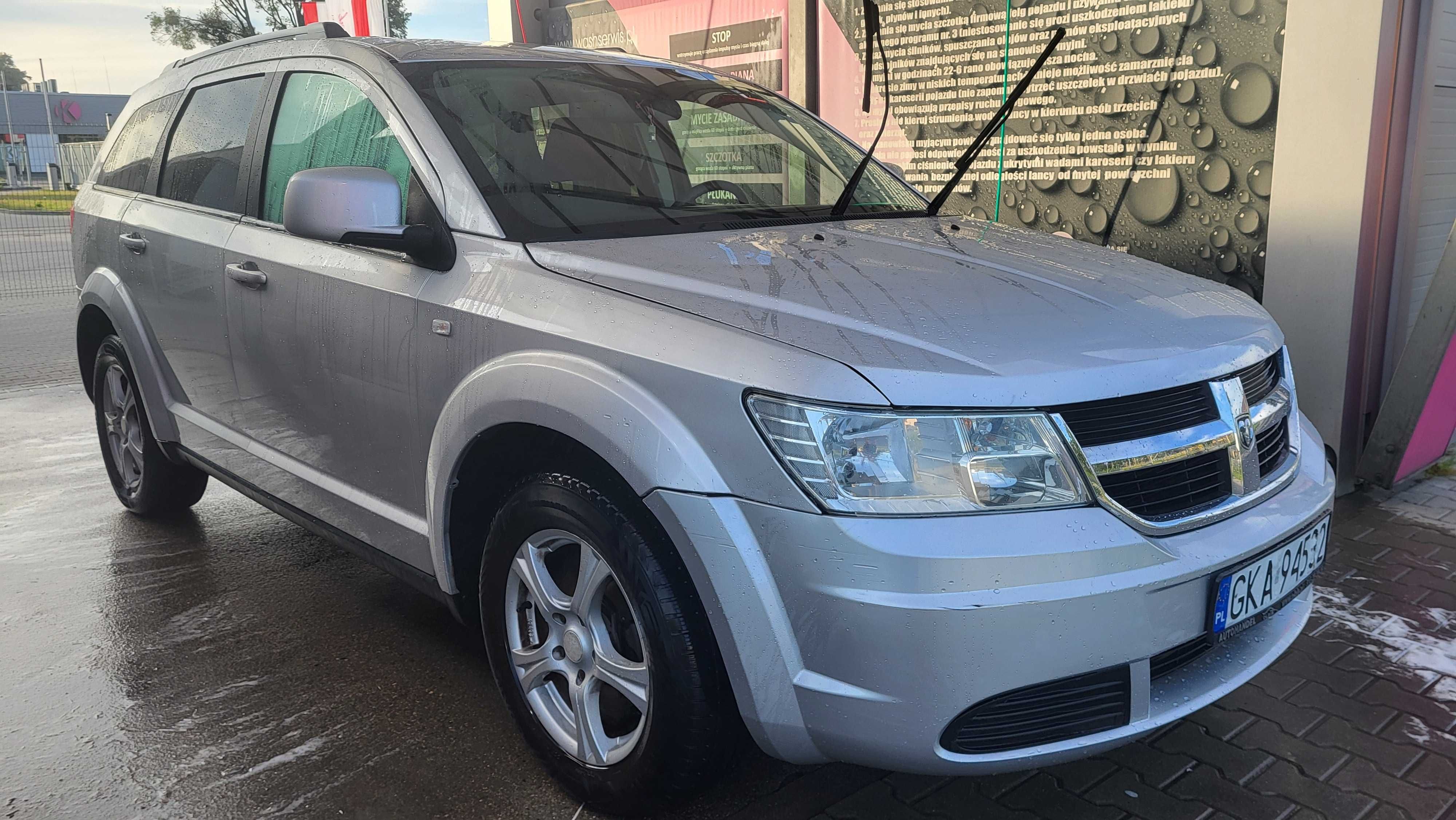 DODGE JOURNEY 2.0 CRD • 2010 • 5-osobowy • prywatny • rodzinny
