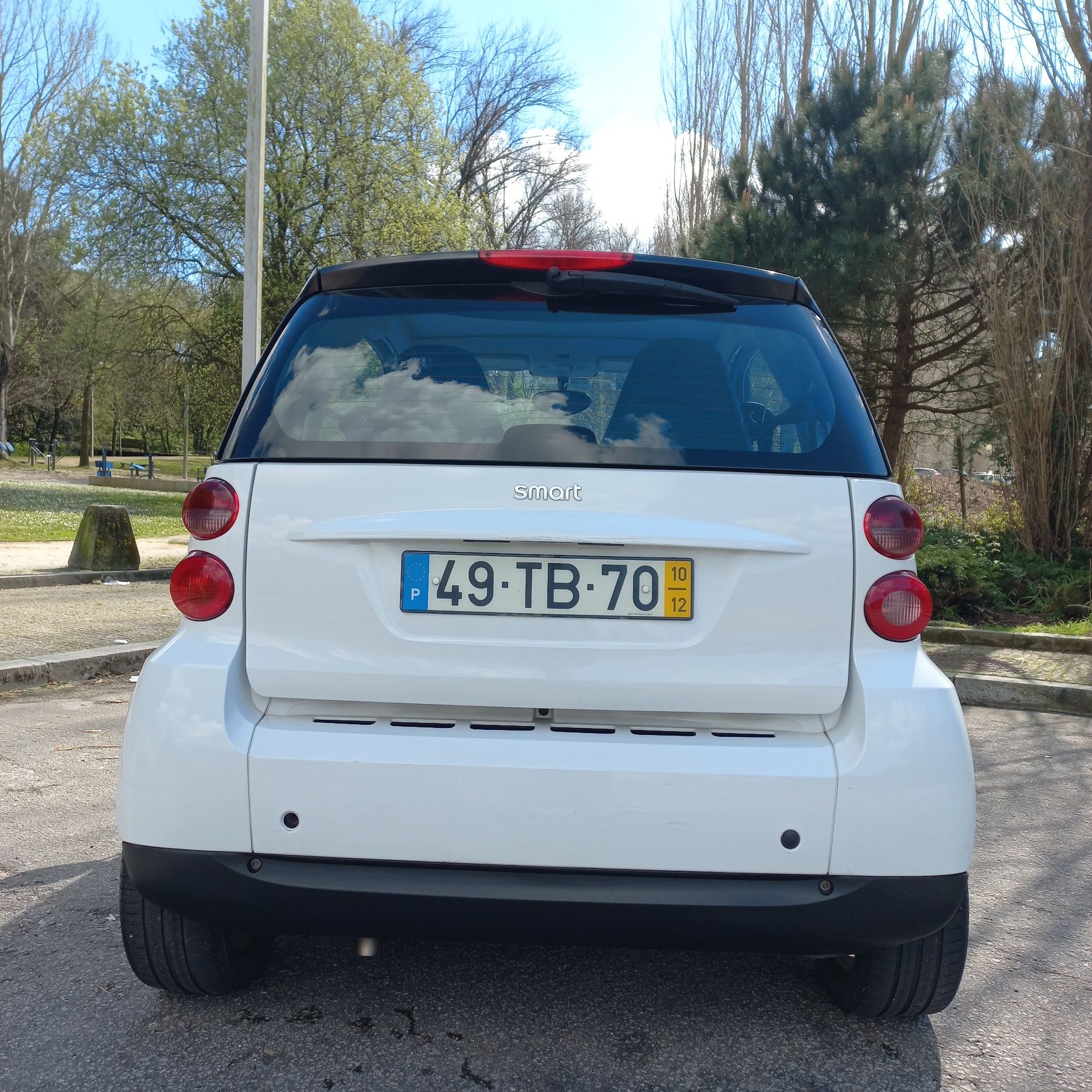 Vende-se Smart fortwo coupé 0.90 Cdi 2010, poucos km