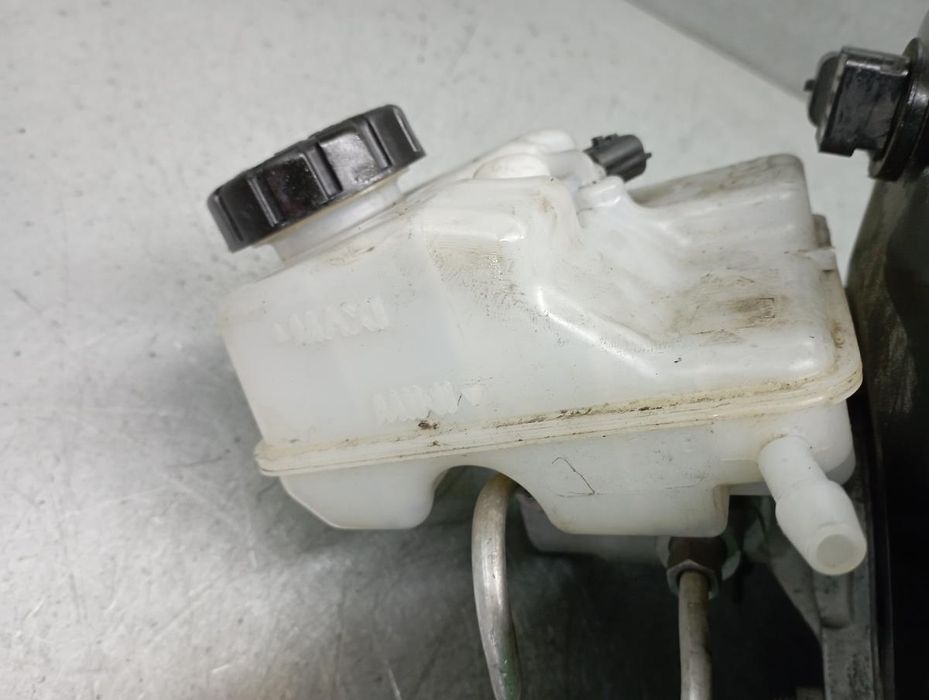 Bomba central dos travões RENAULT Twingo III (BCM_)