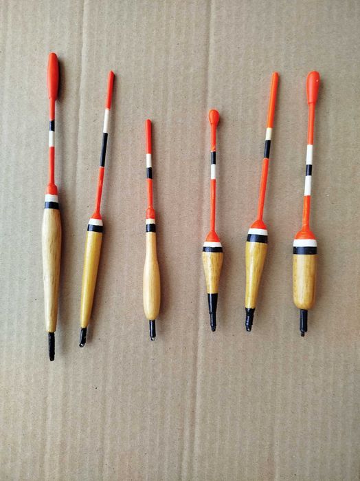 Spławiki wędkarskie.