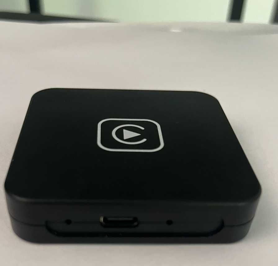 Adapter przewodowy do bezprzewodowego Apple CarPlay