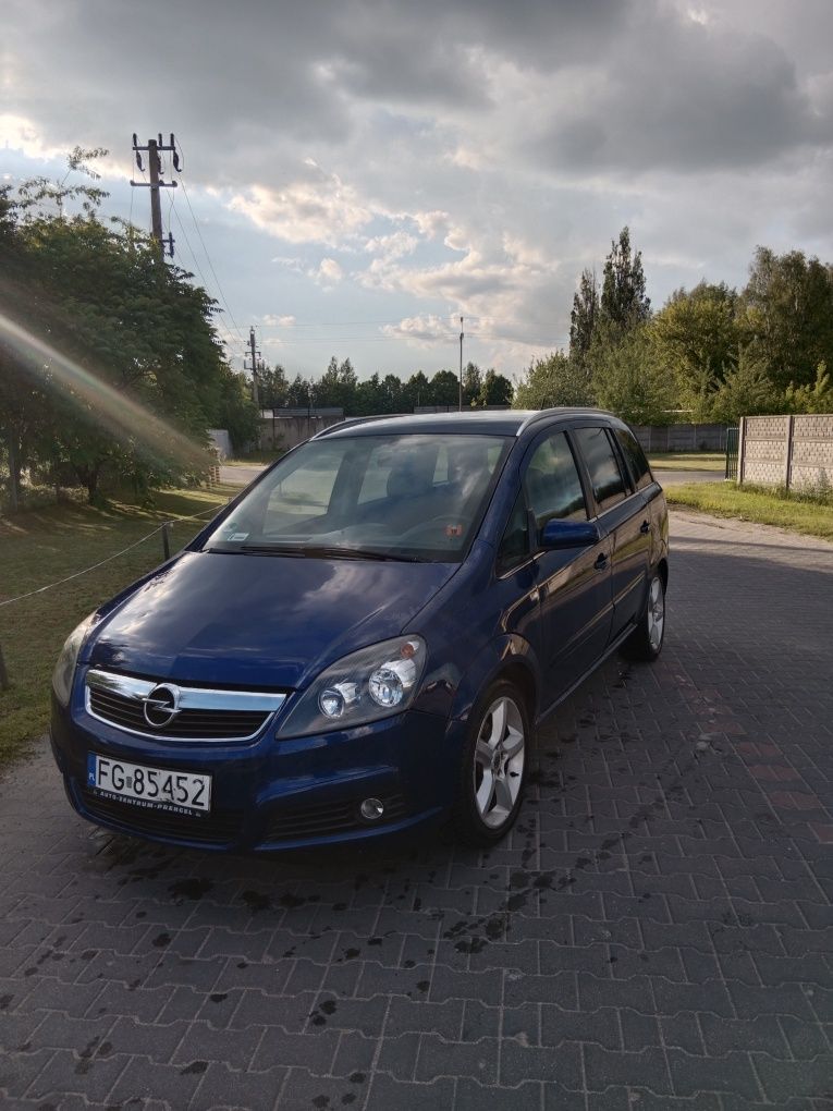 Tani Wynajem samochodu 5 6 7 osobowych uber bolt taxi  LPG HAK